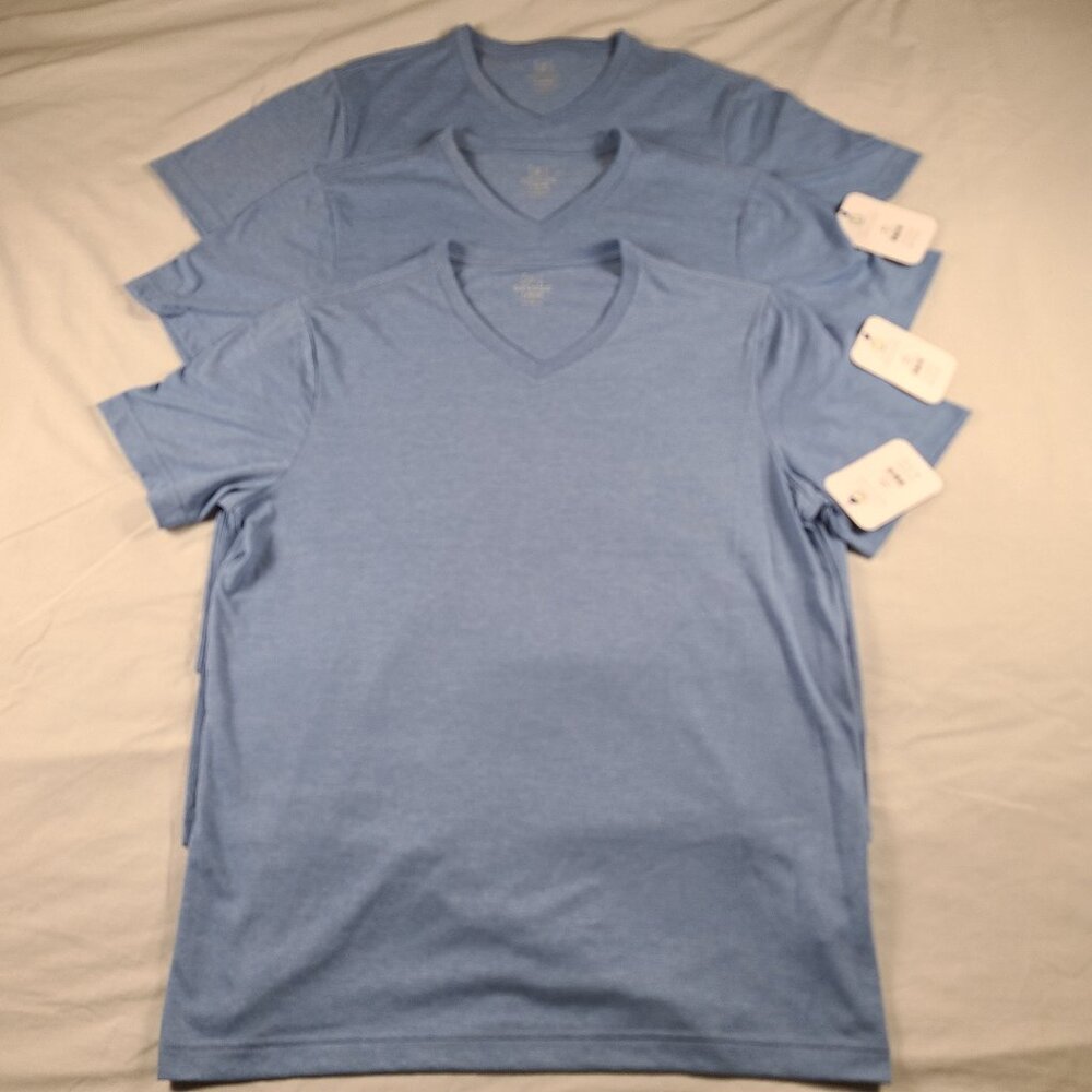 George T Shirts 3 pack Men's L (42-44) Light Blue